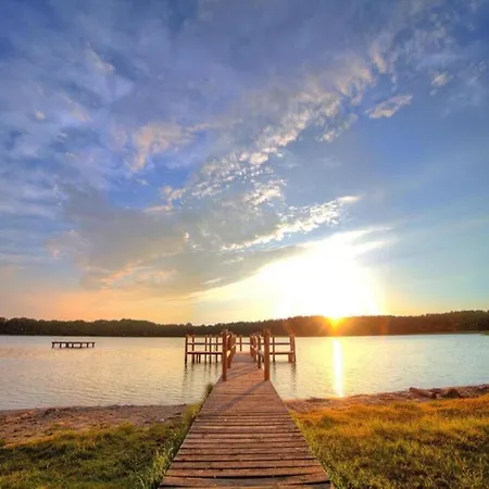 بيت للعطل Mit Sauna Im Mirow