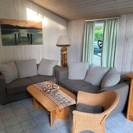 بيت للعطل Mit Sauna Im Mirow *