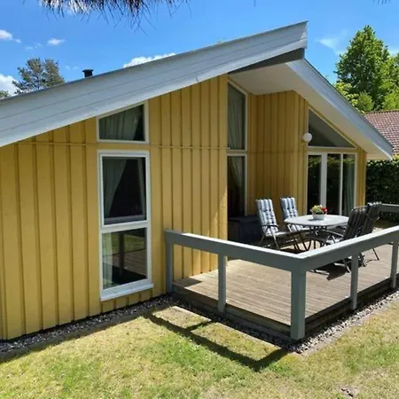 بيت للعطل Mit Sauna Im Mirow