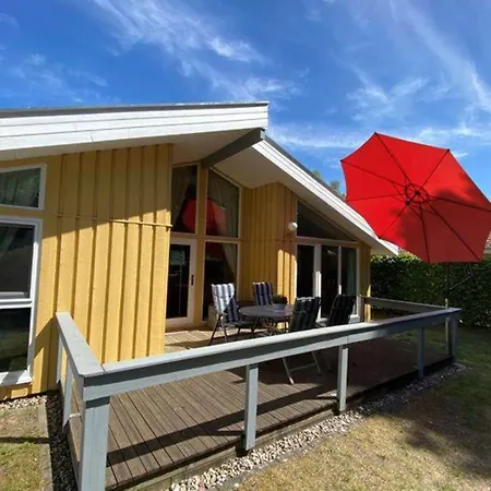 بيت للعطل Mit Sauna Im Mirow *